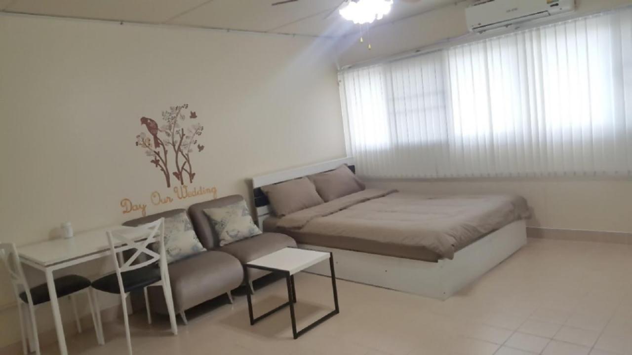 Condo C2 Impact Нонтхабури Экстерьер фото
